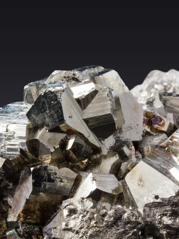 Unearthing India's Iron Ore Riches: A Geographical Expedition